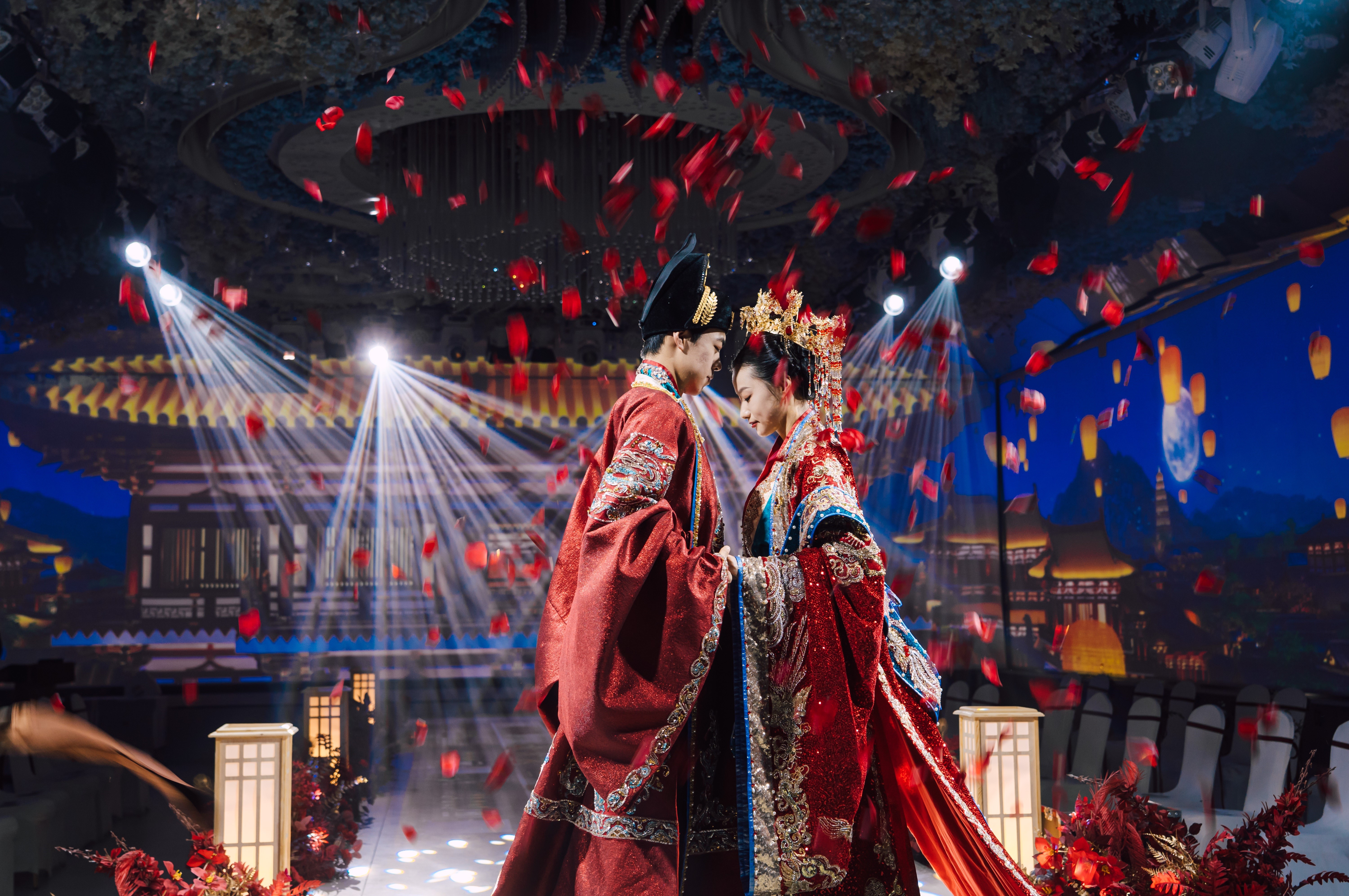 天津首家！小古林《梦回大唐》5D光影婚礼秀，一秒回到盛世长安(图1)